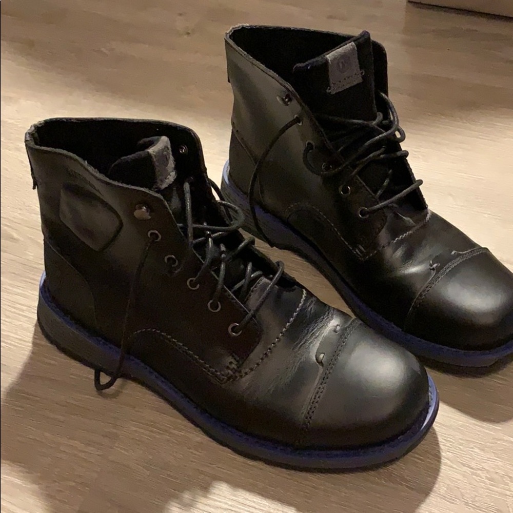 Merrell men’s boots